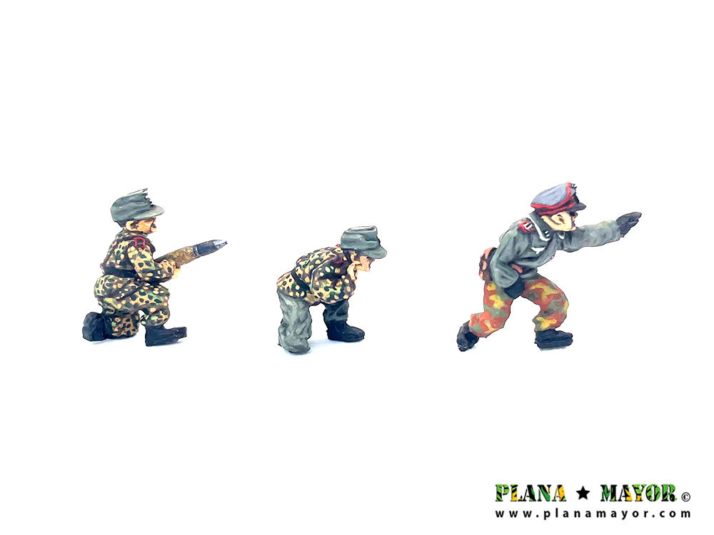 German Panzerjaeger Crew - Image 7