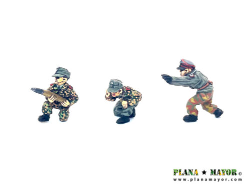 German Panzerjaeger Crew - Image 6
