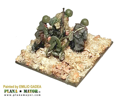 Equipo soviético de ametralladora Maxim avanzando - Batalla de Berlín - Imagen 3